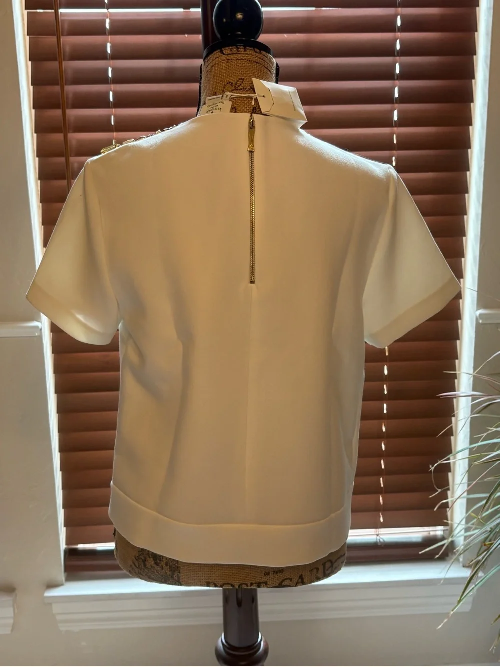 NWT Kate Spade Off-White Embellished Shoulder Top Size 8